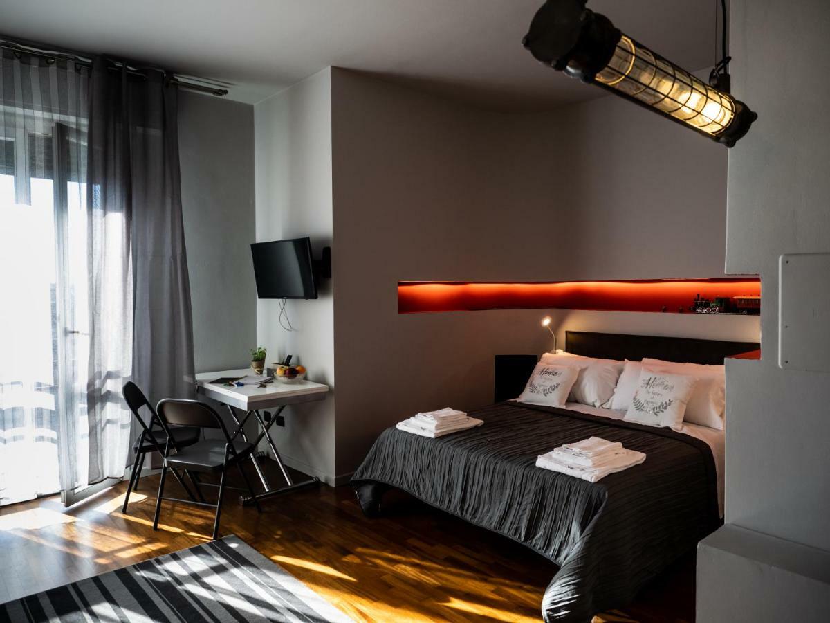 Carlotta Station Suite Boloňa Exteriér fotografie
